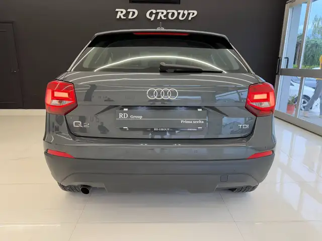 Audi Q2 view 5