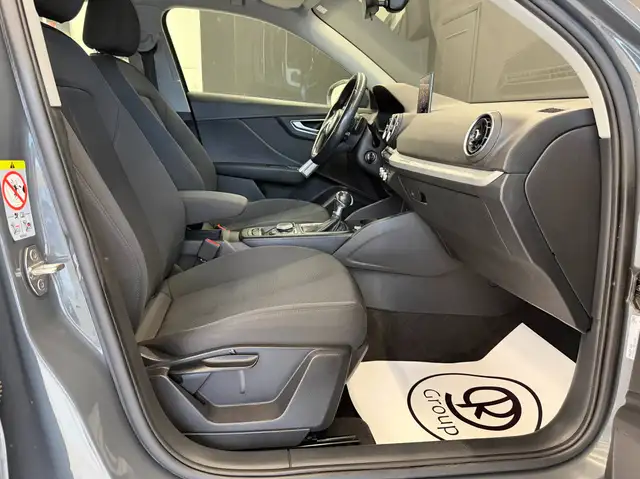 Audi Q2 view 11