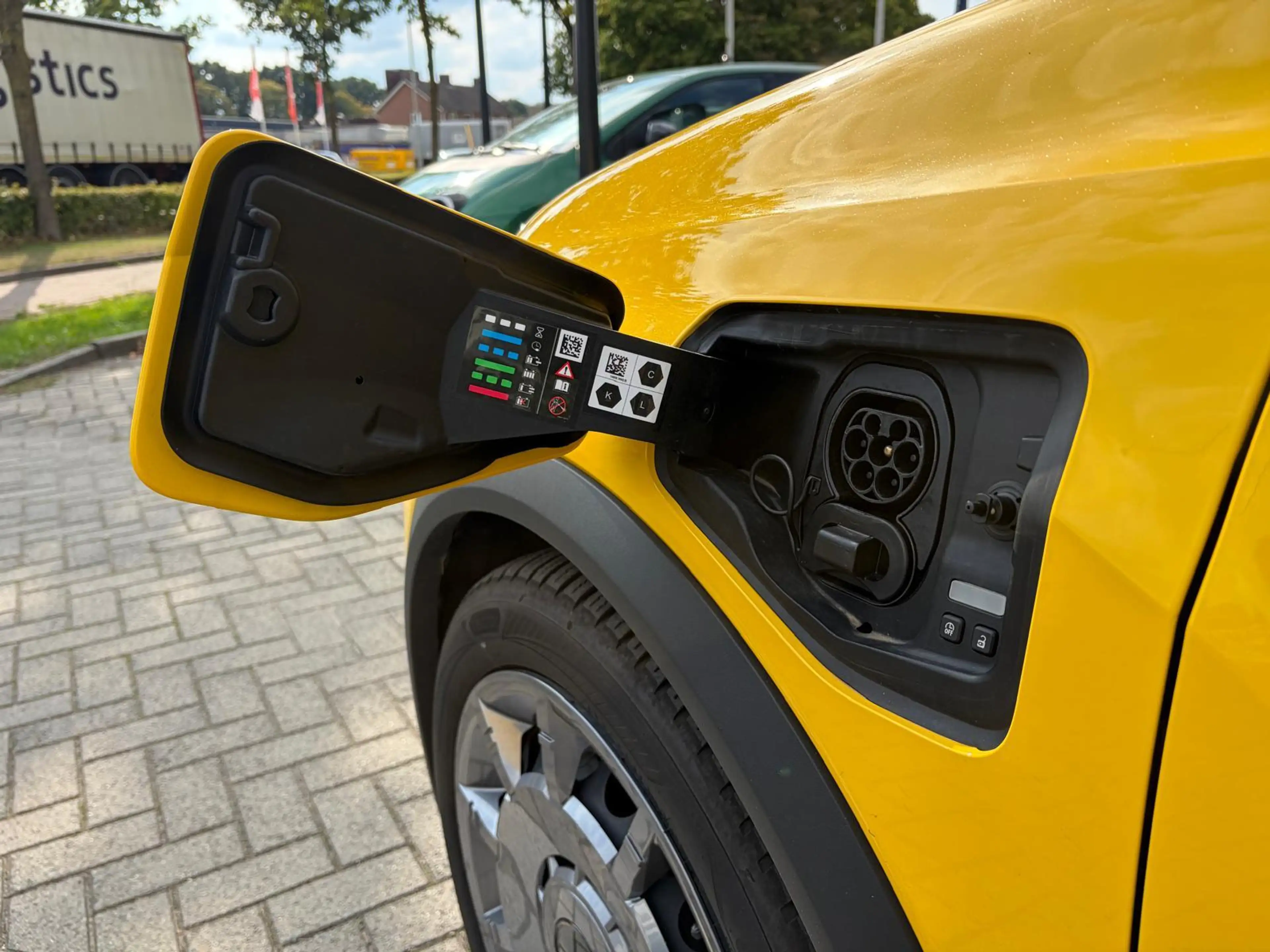 Renault R 5 urban range evolution 40 kWh — photo 10