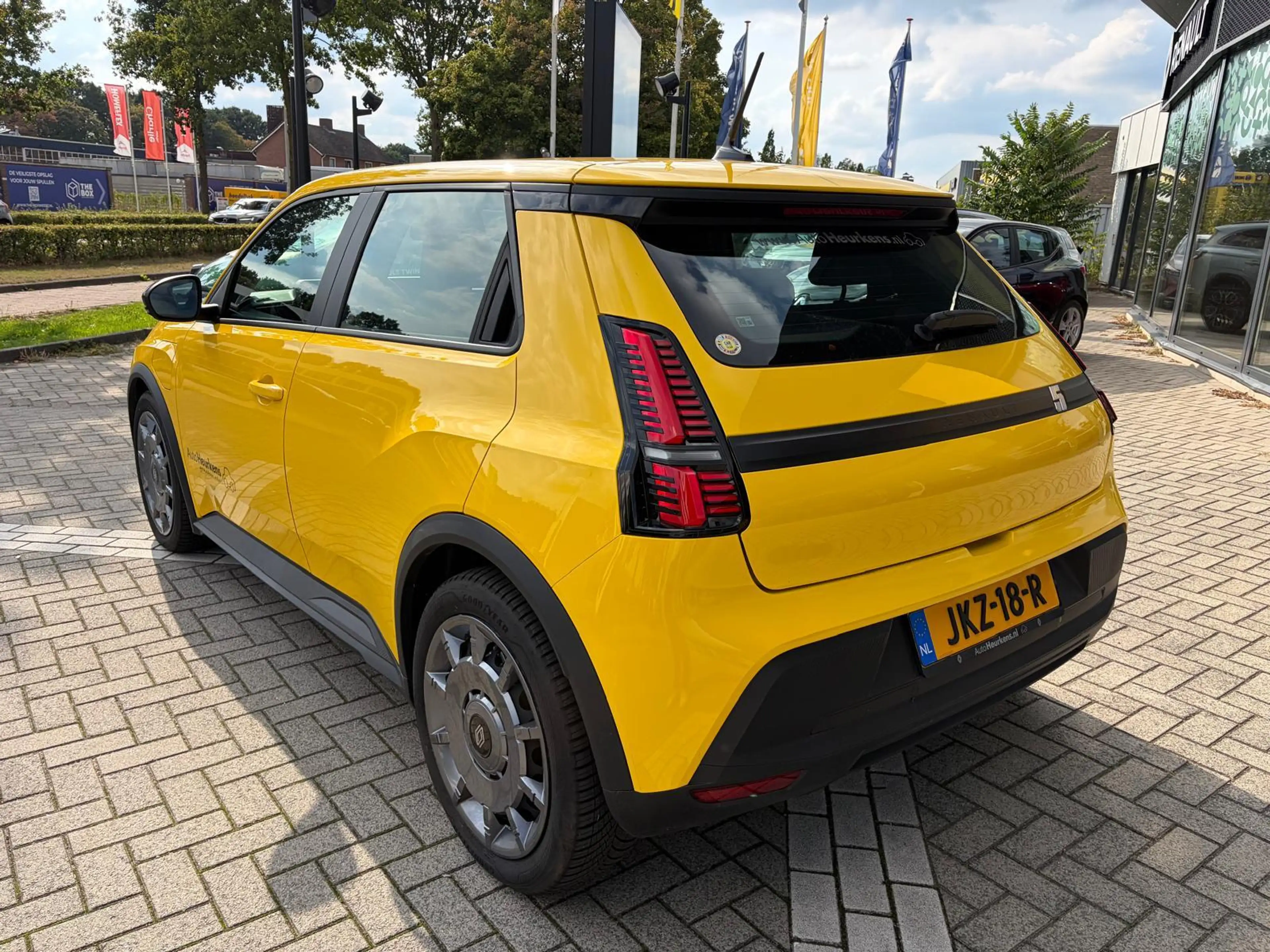 Renault R 5 urban range evolution 40 kWh — photo 6