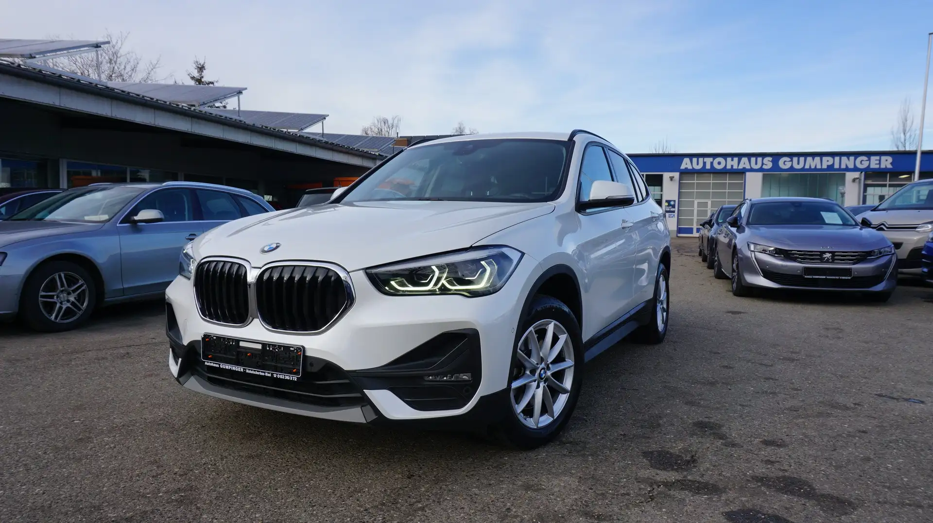 BMW X1 xDrive20d Aut. Advantage !! AHK !! el. Heckklappe Blanc - 1