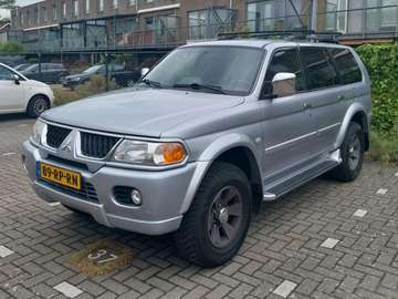 Pajero Sport 3.0 V6 Intense