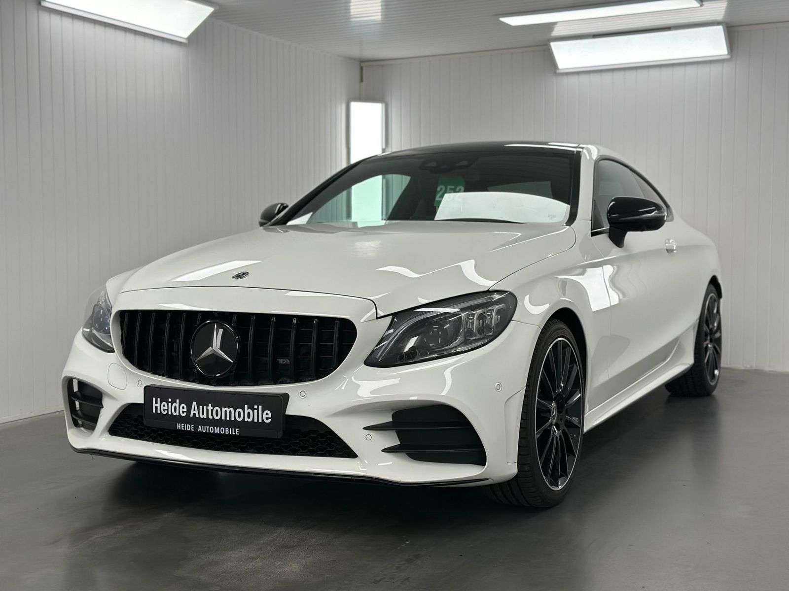2020 Mercedes Benz C 220