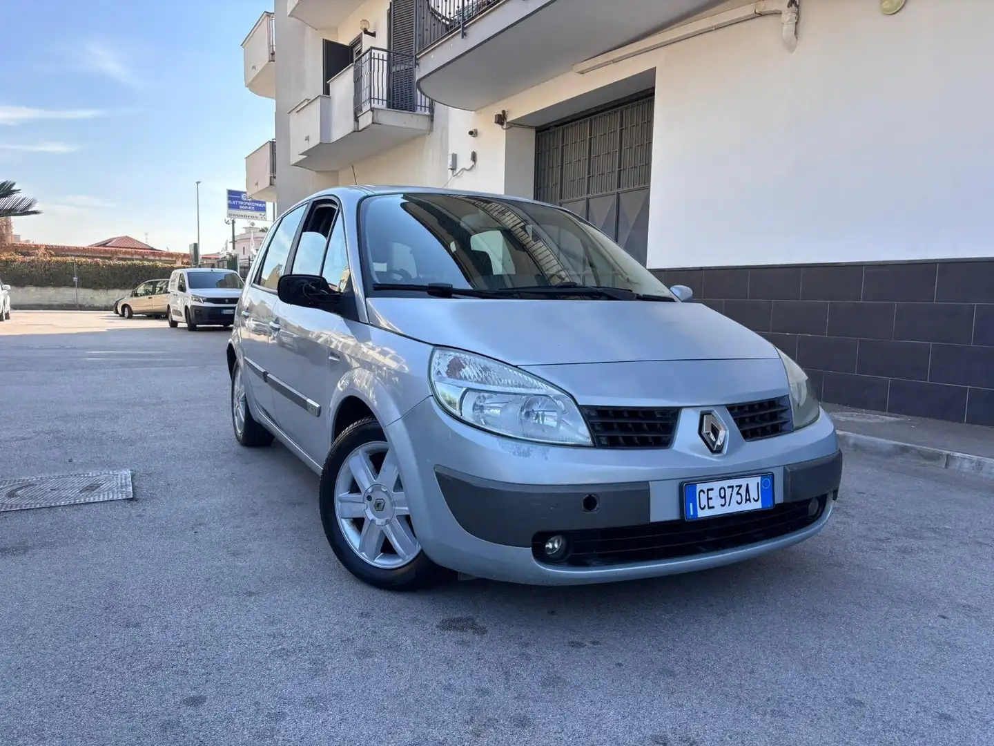 Renault Scenic SCENIC 1.6 16V LUXE DYNAMIQUE Argento - 1