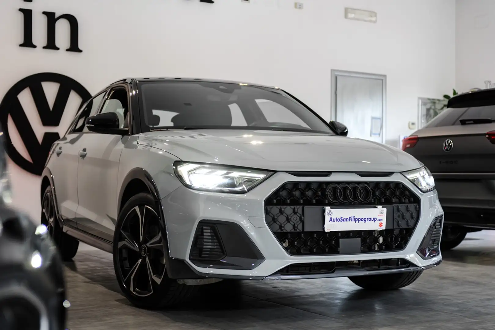 Audi A1 A1 Citycarver 30 1.0 tfsi Edit One Adm 110cv s-tro Grigio - 2
