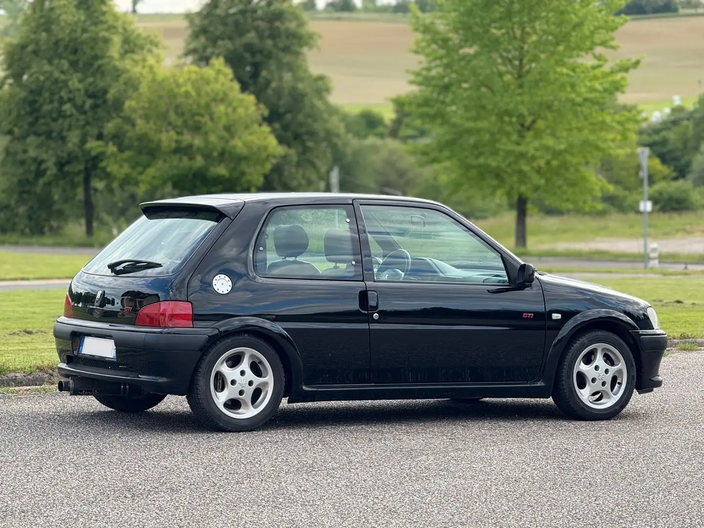 Peugeot 106 1.6i S16 - 1