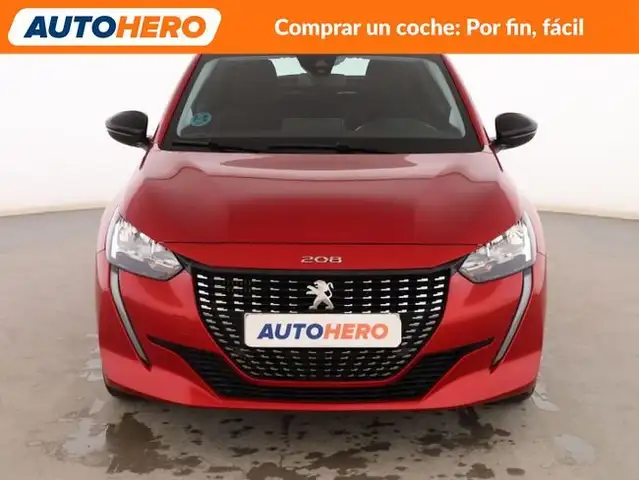 Peugeot 208 view 9
