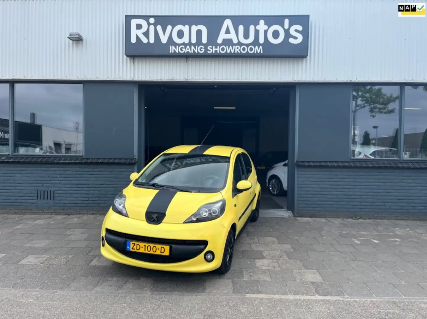 Peugeot 107 1.0-12V XS Amarillo - 1