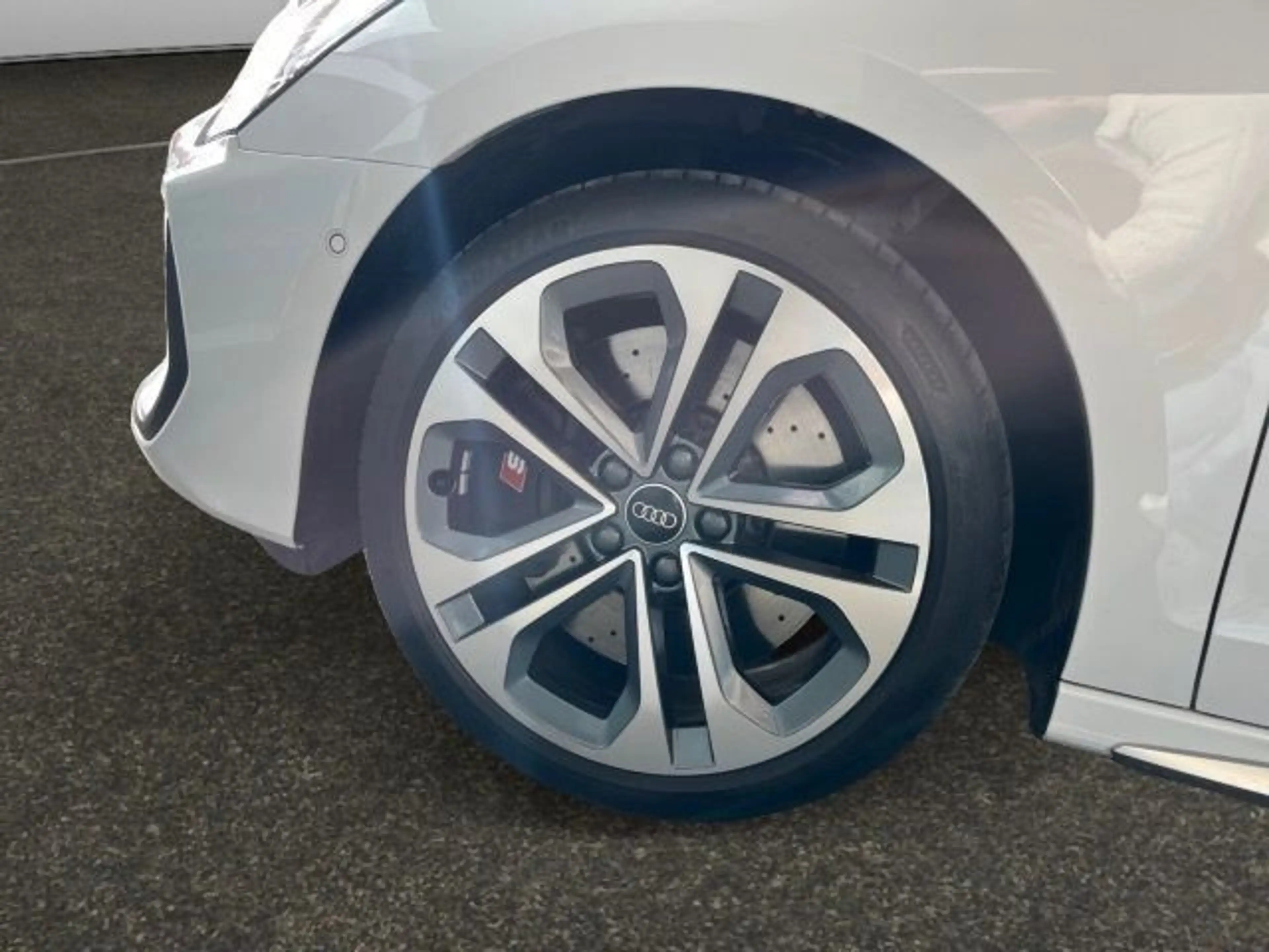 Audi S3 2.0 TFSI S Tronic quattro Navi,LM18 — photo 15
