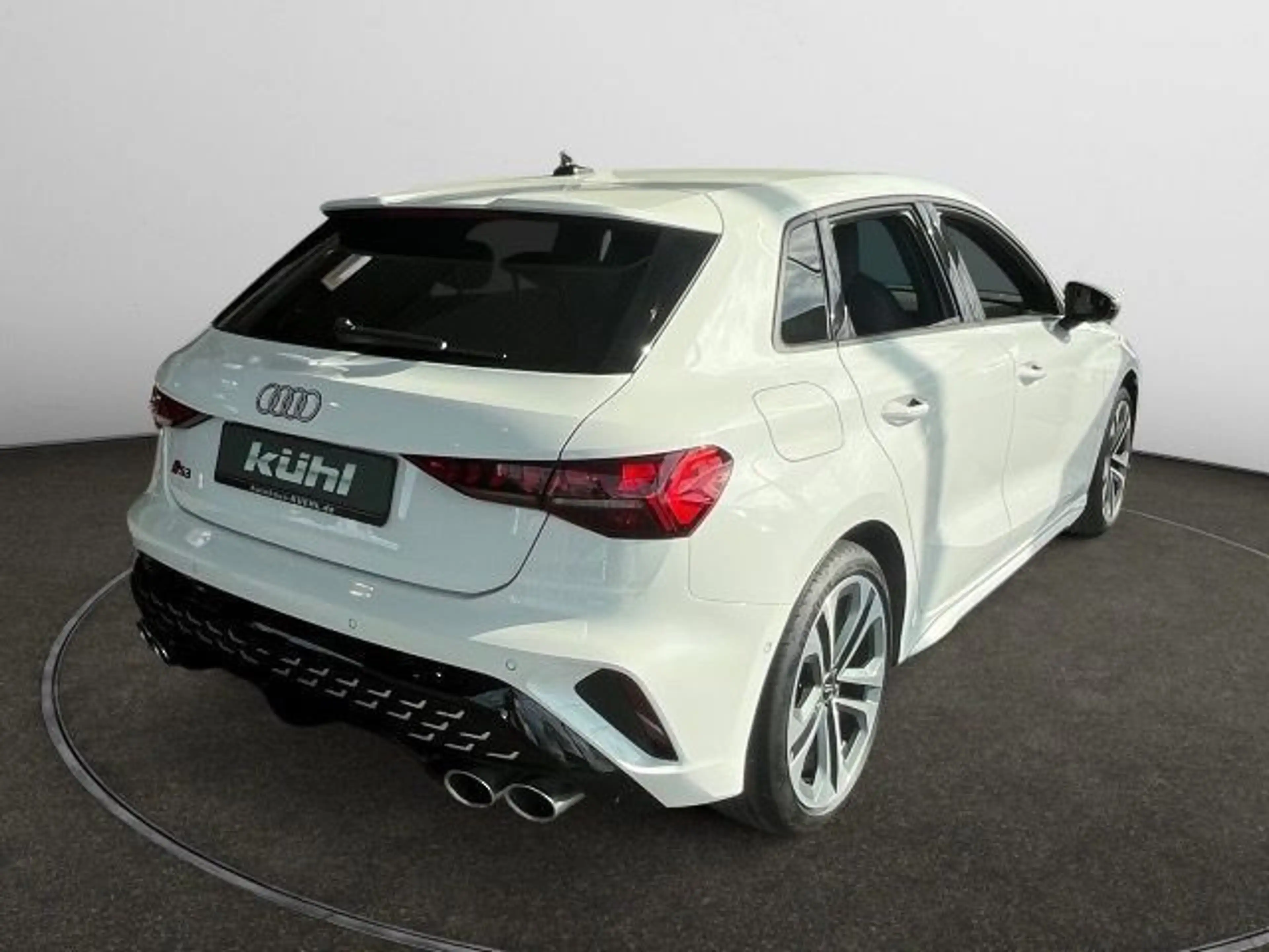 Audi S3 2.0 TFSI S Tronic quattro Navi,LM18 — photo 6