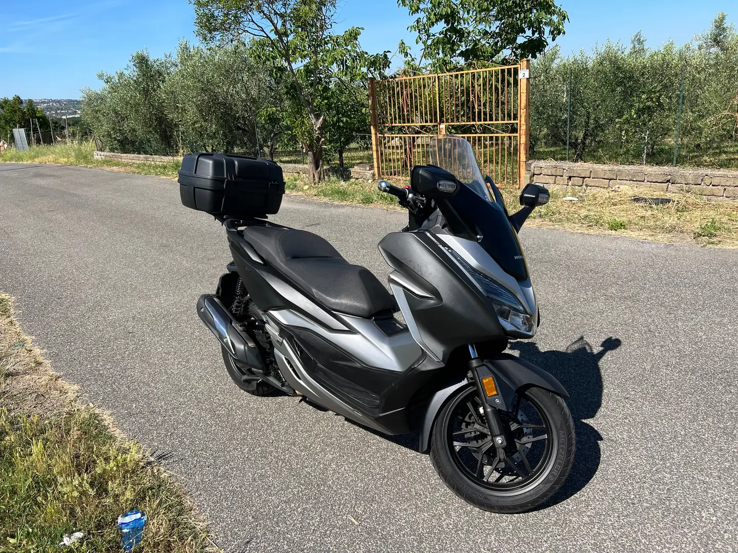 Honda Forza 300 Gri - 1