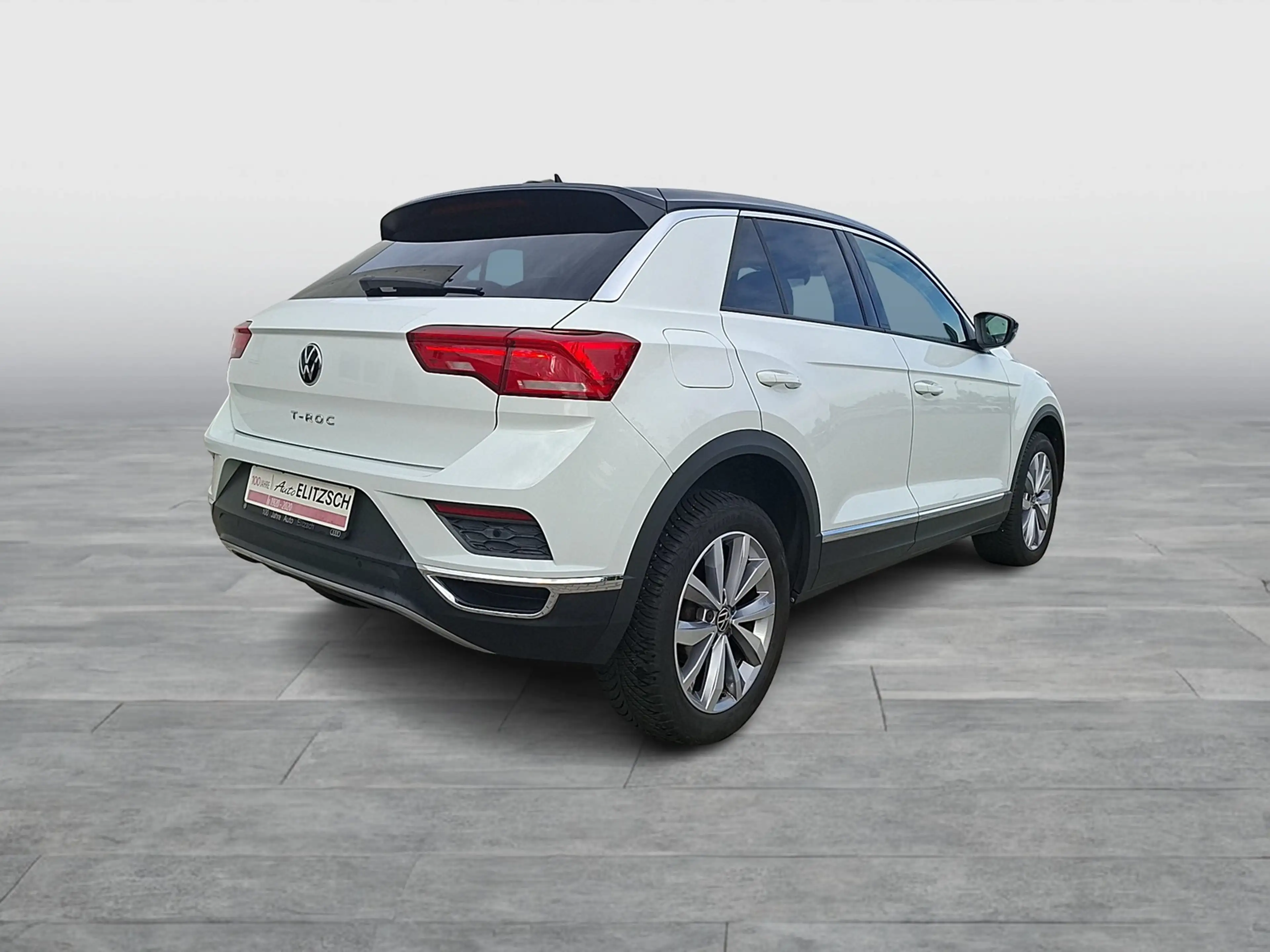 Volkswagen T-Roc TSI Style LED AHK Navi AID ACC RFK SHZ — photo 5