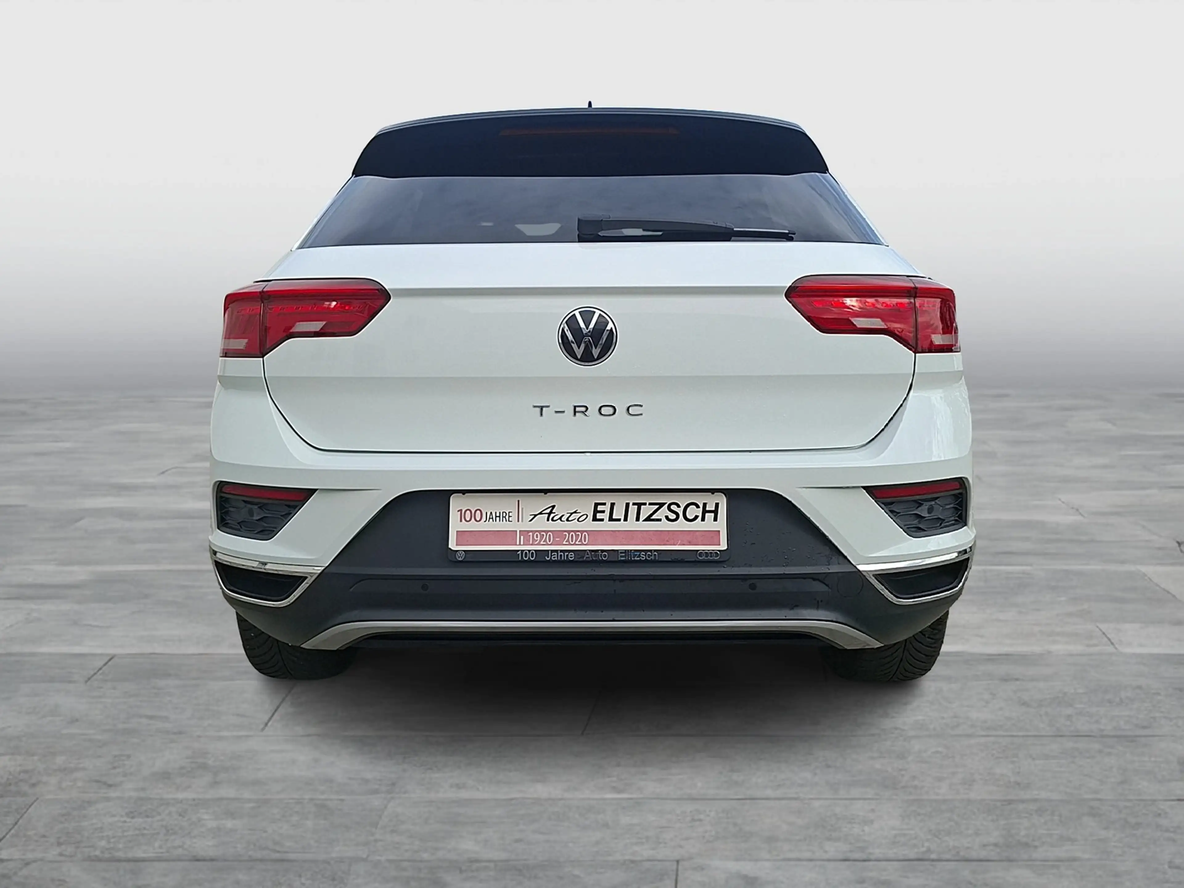 Volkswagen T-Roc TSI Style LED AHK Navi AID ACC RFK SHZ — photo 4