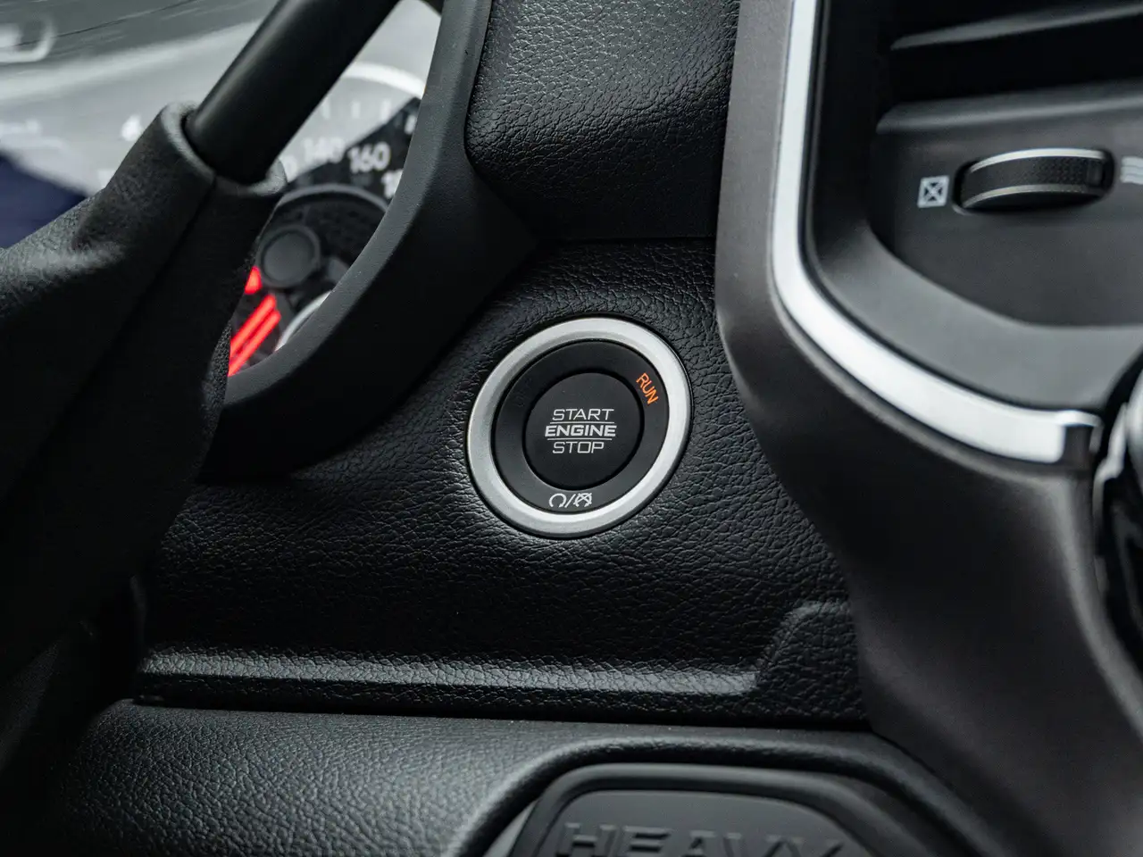 RAM 2500 снимка RAM 2500