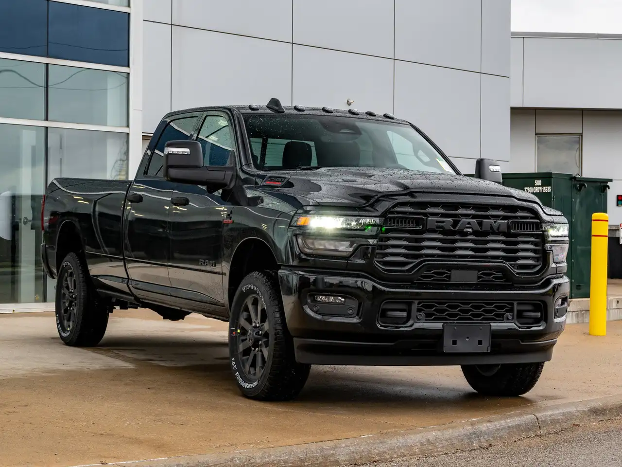 RAM 2500 снимка RAM 2500