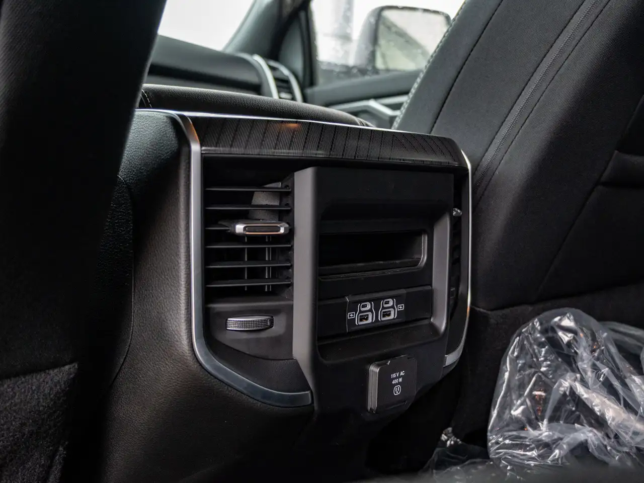 RAM 2500 снимка RAM 2500