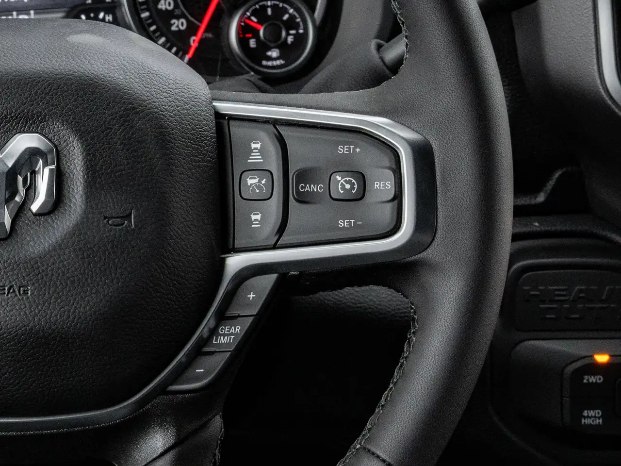 RAM 2500 снимка RAM 2500