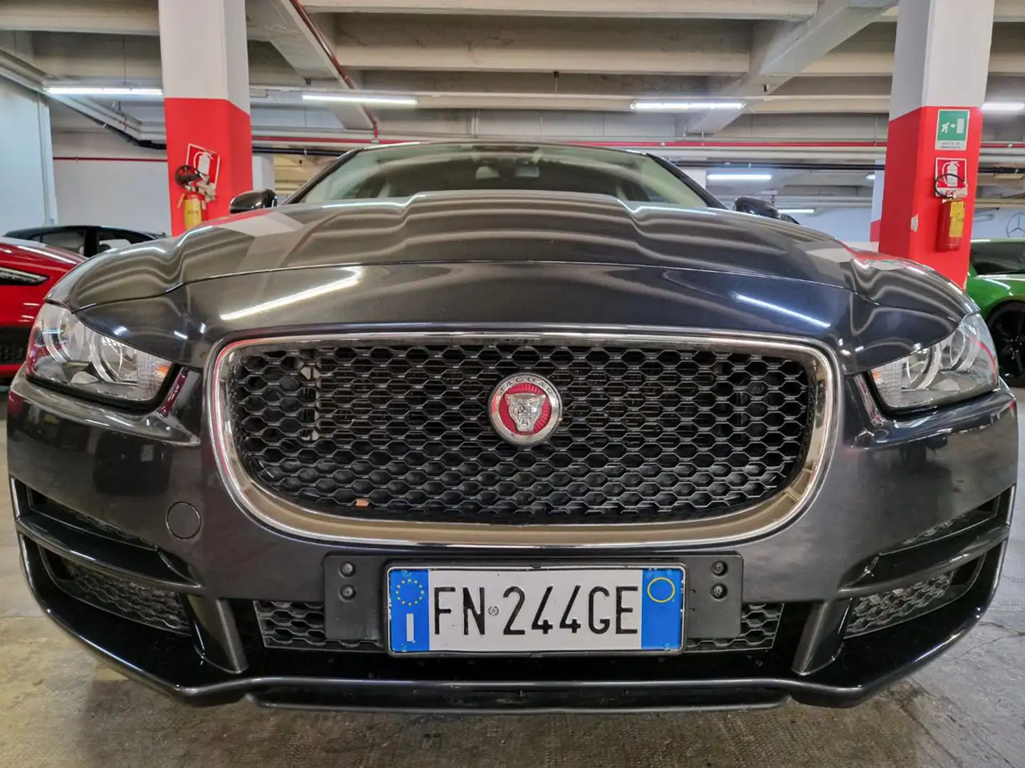 Jaguar XE 2000 DIESEL CV.180 AUTOM / 17'/PELLE Grigio - 2