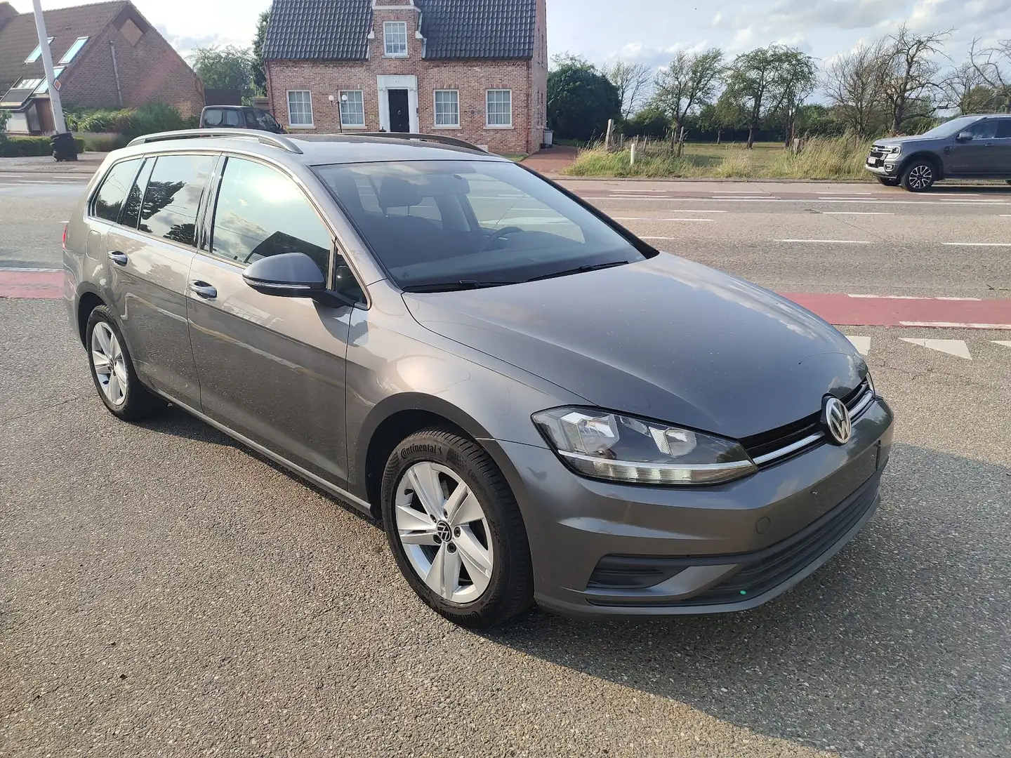 Volkswagen Golf Variant 1.6 TDI (BlueMotion Technology) Comfortline - 1