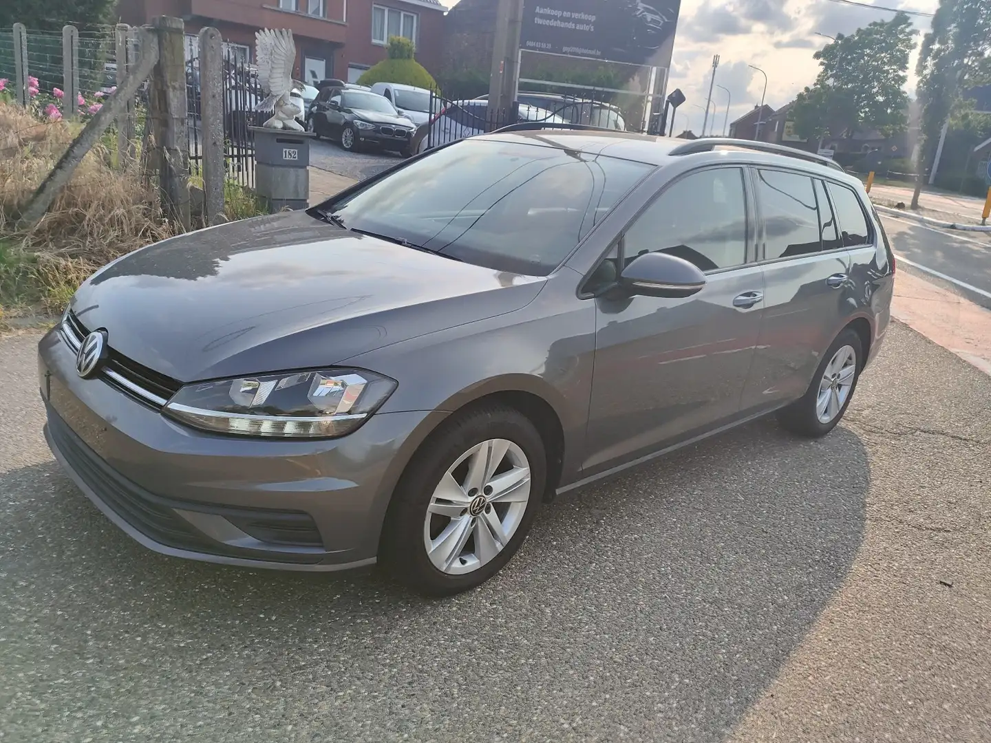 Volkswagen Golf Variant 1.6 TDI (BlueMotion Technology) Comfortline - 2