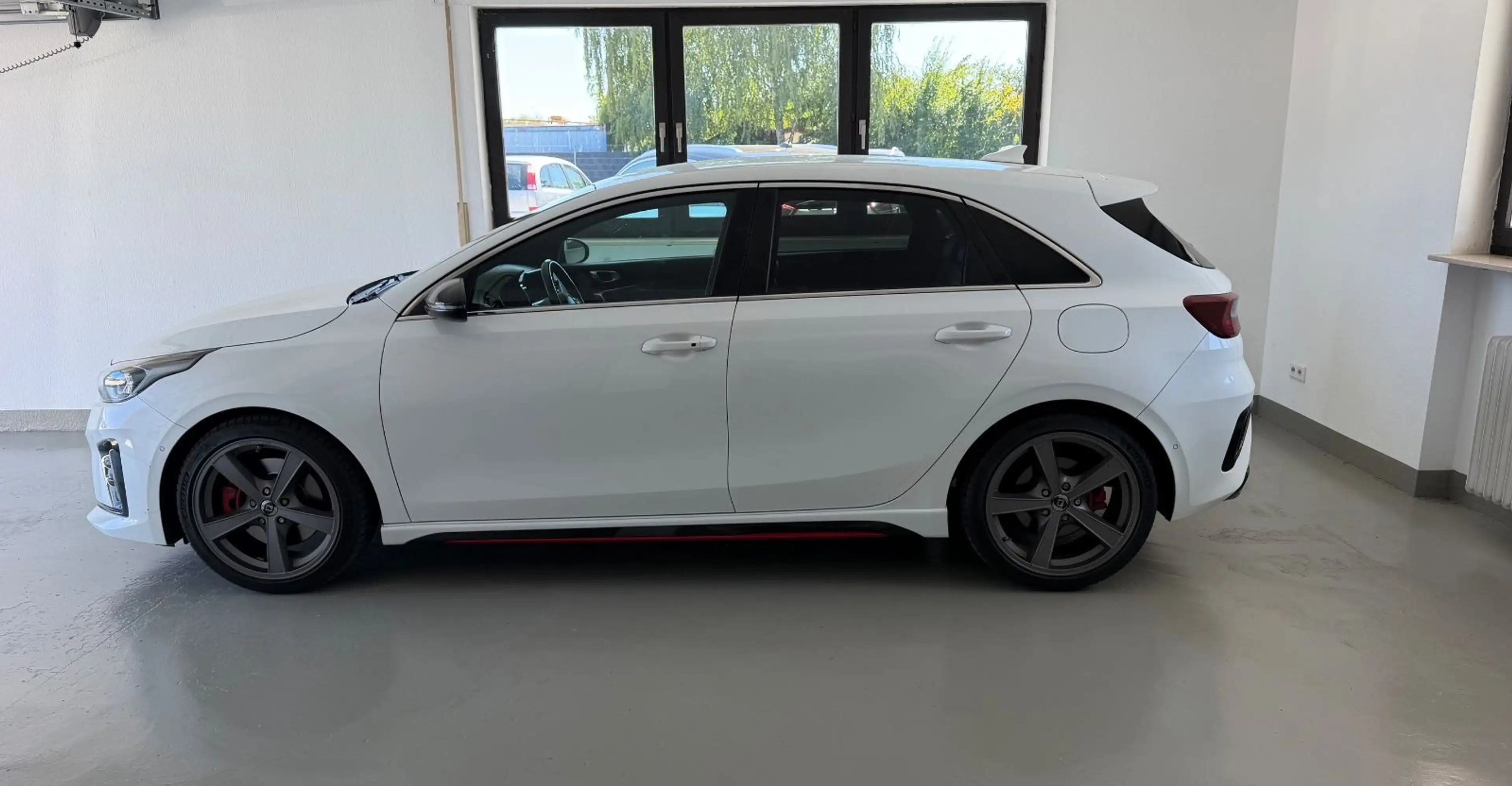 Kia Ceed / cee'd Lim. GT Navi LED Kamera — photo 7