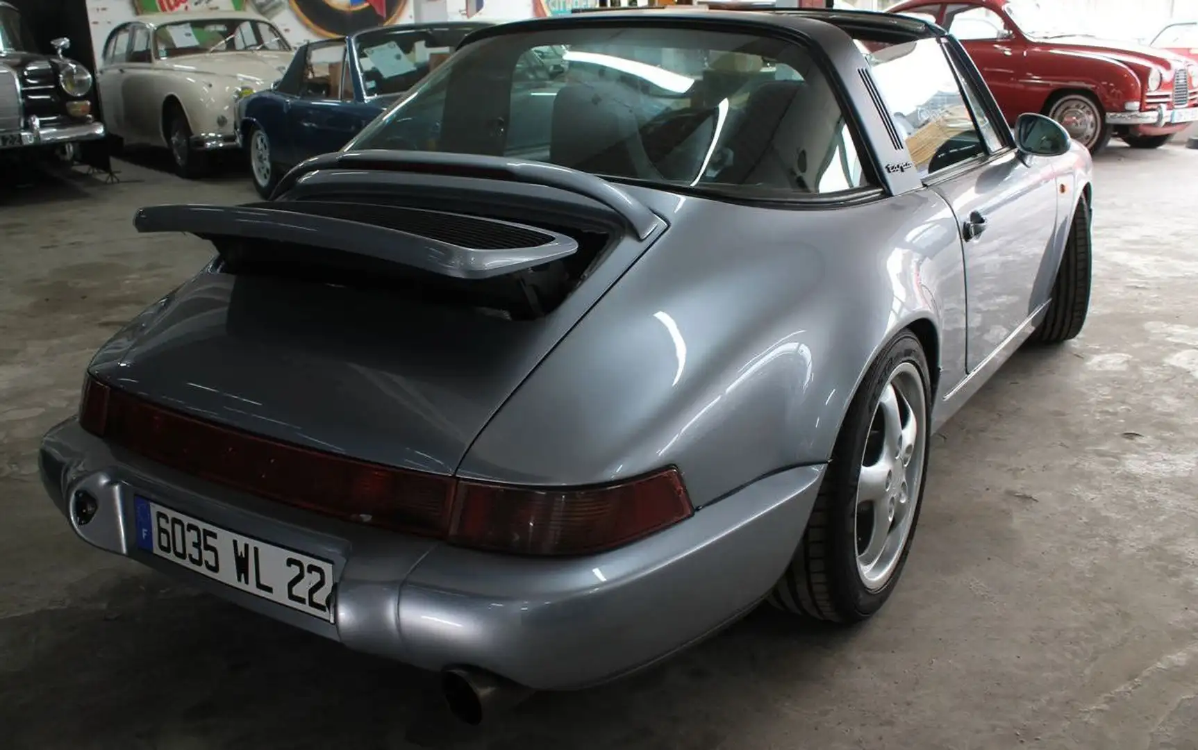 Porsche 911 targa 3.0 Grau - 2