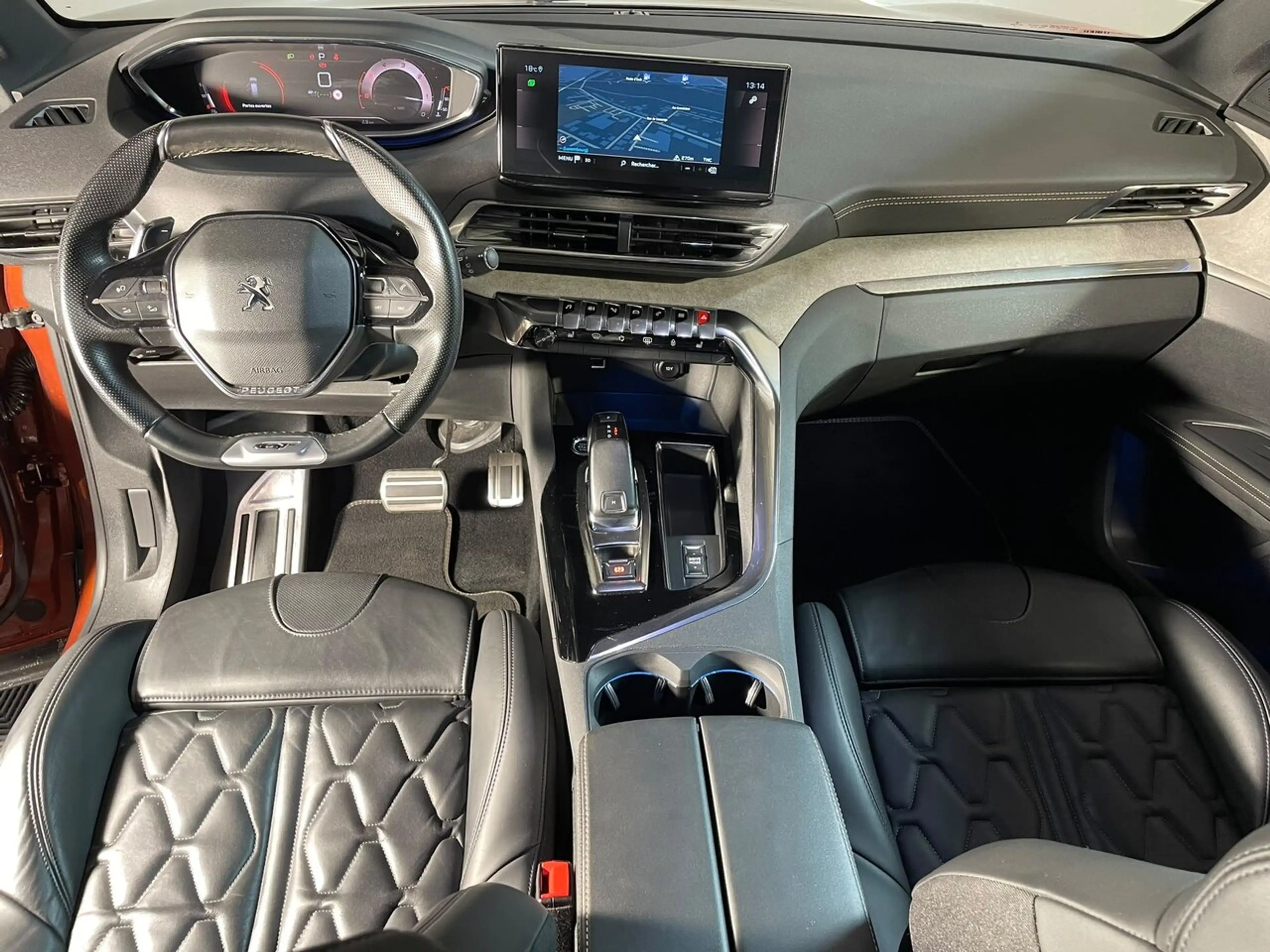 Peugeot 5008 1.5 BLUEHDI 130 EAT8 GT I-COCKPIT GPS 7PL — photo 3