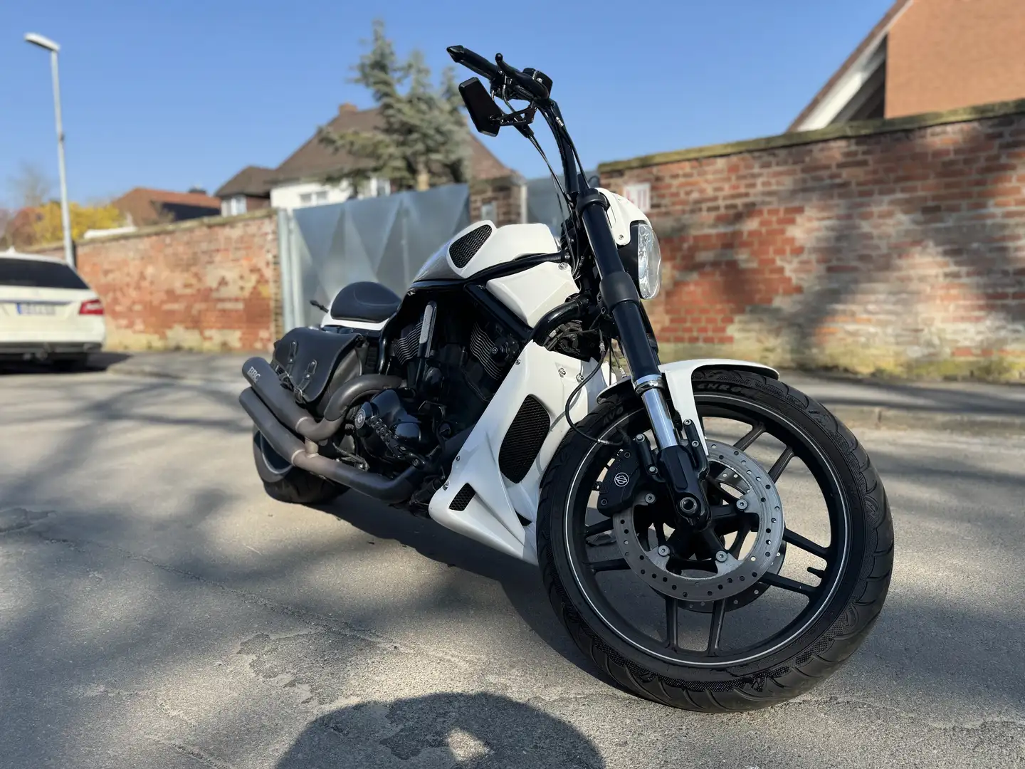 Harley-Davidson Night Rod VRSCDX Oryxweiss Alb - 2
