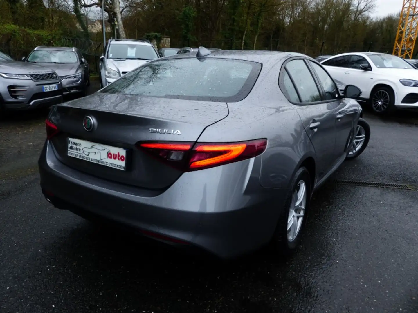 Alfa Romeo Giulia 2.2 JTD 136CH BUSINESS AT8 MY19 Gris - 2