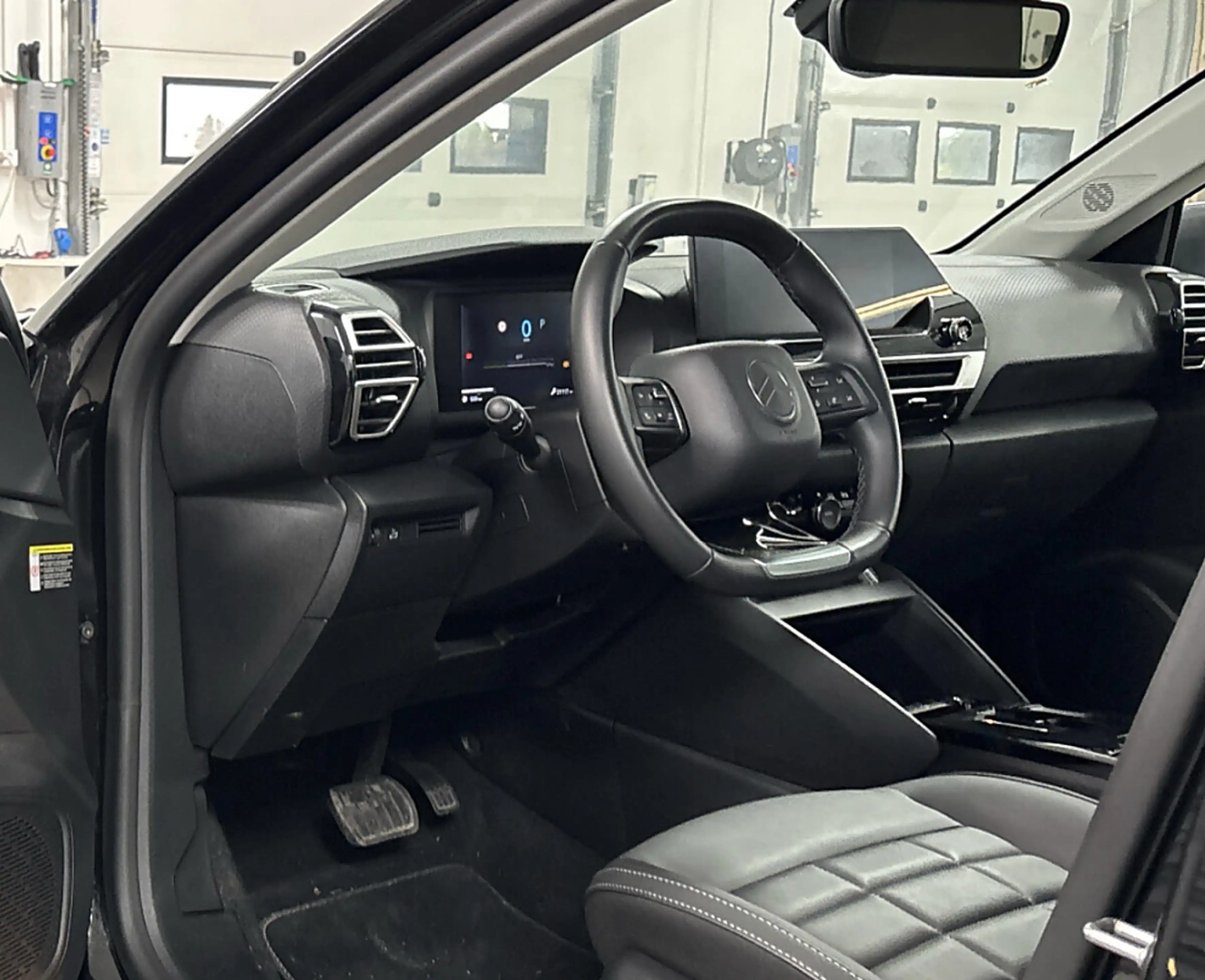 Citroen C4 X 1.2 Mild-Hybrid 136 Max — photo 5