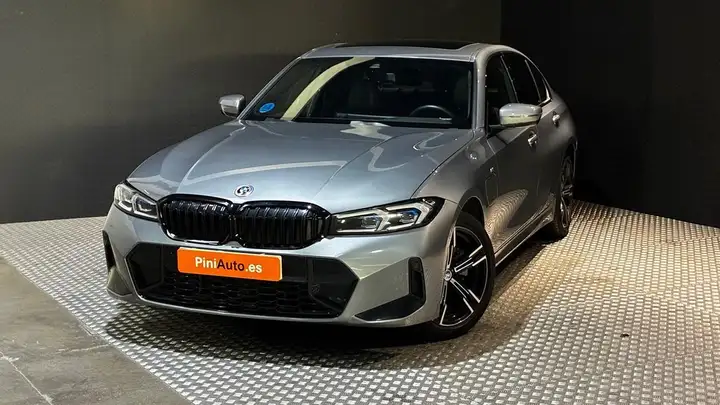 BMW Serie 3 2024, foto 3