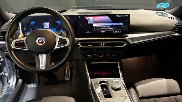 BMW Serie 3 2024, foto 6