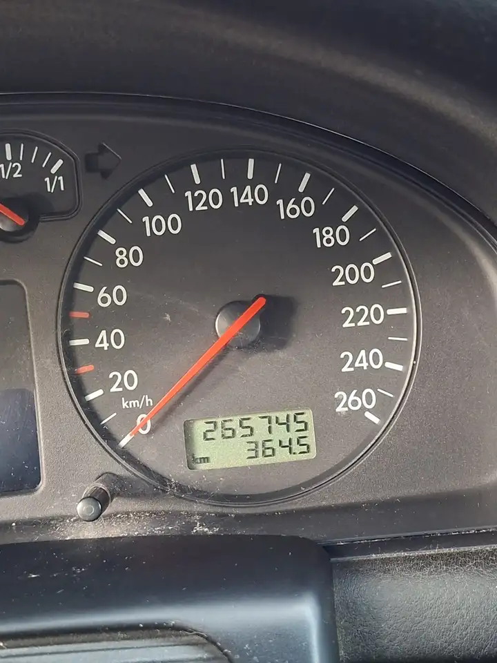 Volkswagen Passat 1.8 5V Turbo Highline, foto 4