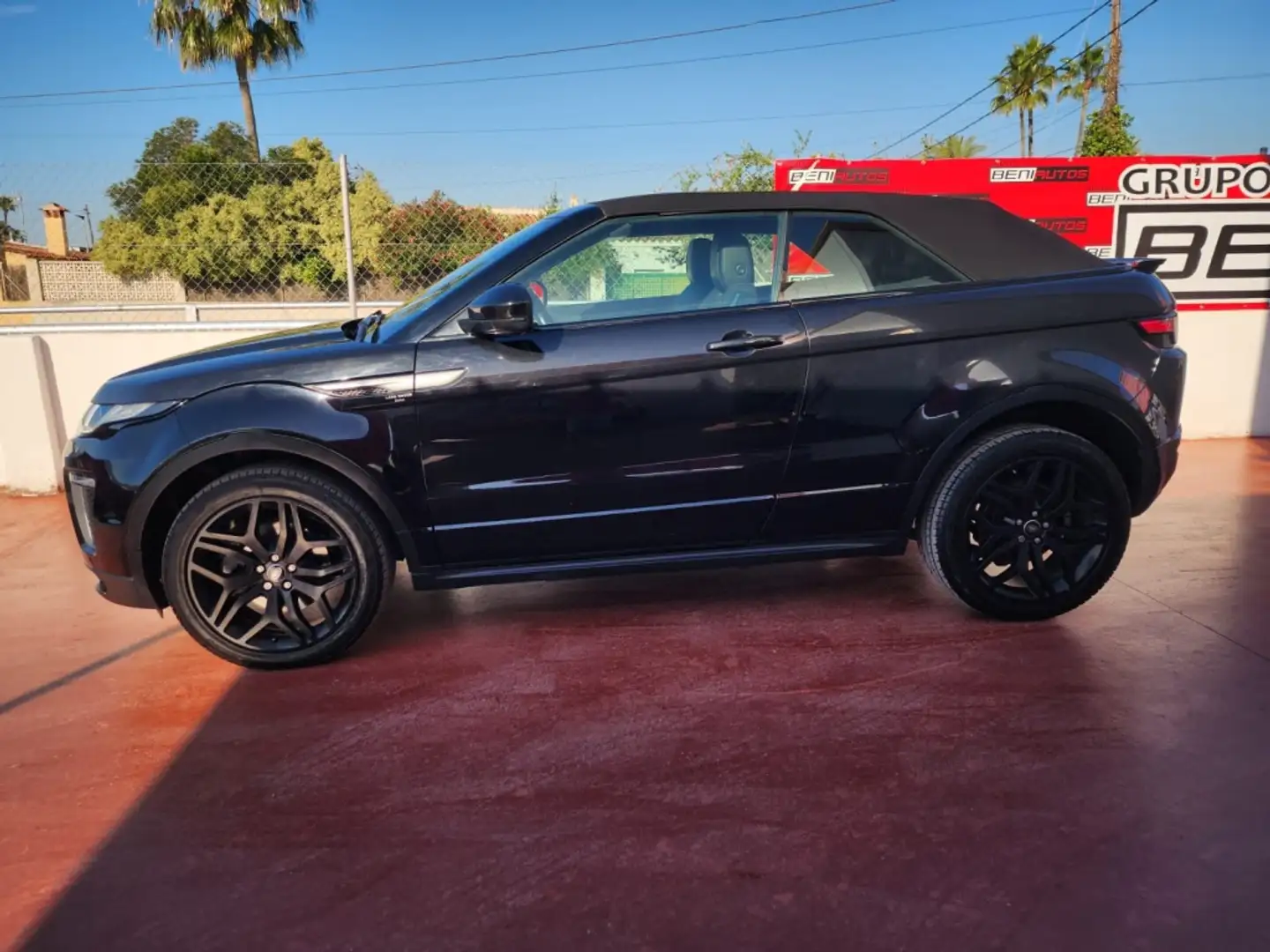Land Rover Range Rover Evoque Rove Convertible 2.0TD4 HSE Dynamic 4WD 180 Aut Zwart - 2