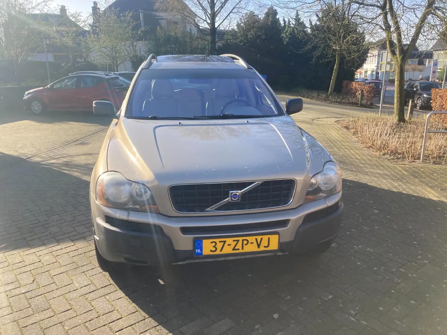 Volvo XC90 2.9 T6 Elan Bruin - 1