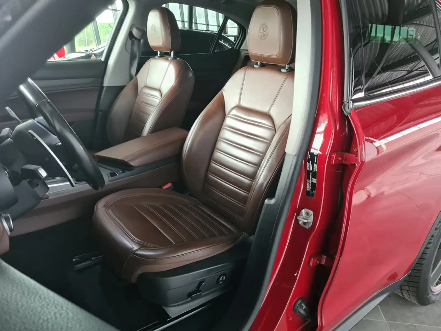 Alfa Romeo Stelvio 2.0T 280pk AWD First Edition /Leder/Achteruitrijca Rouge - 2