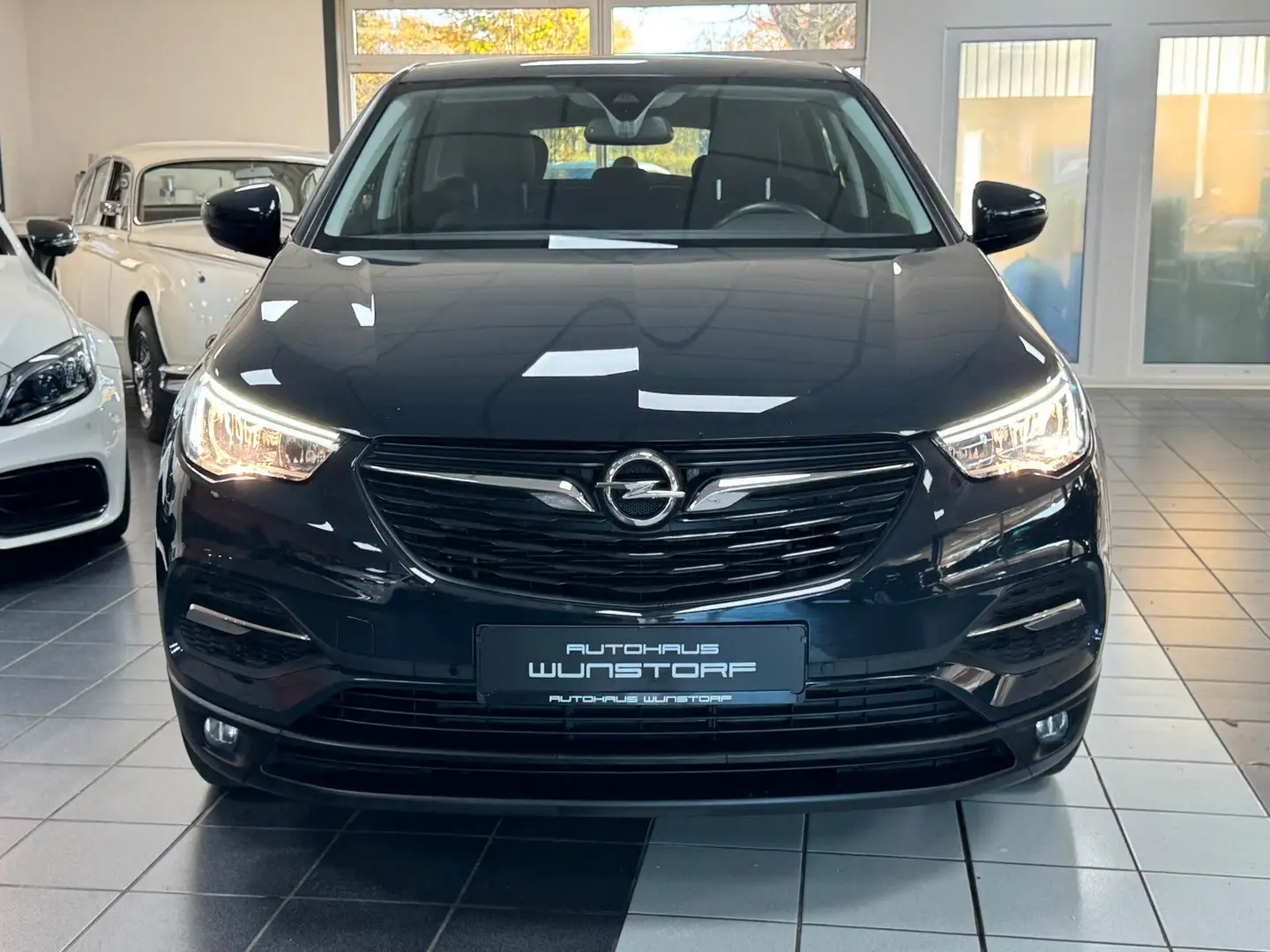 Opel Grandland X 1.2 Turbo CAM/APP CONNECT/SHZ/ Grau - 2