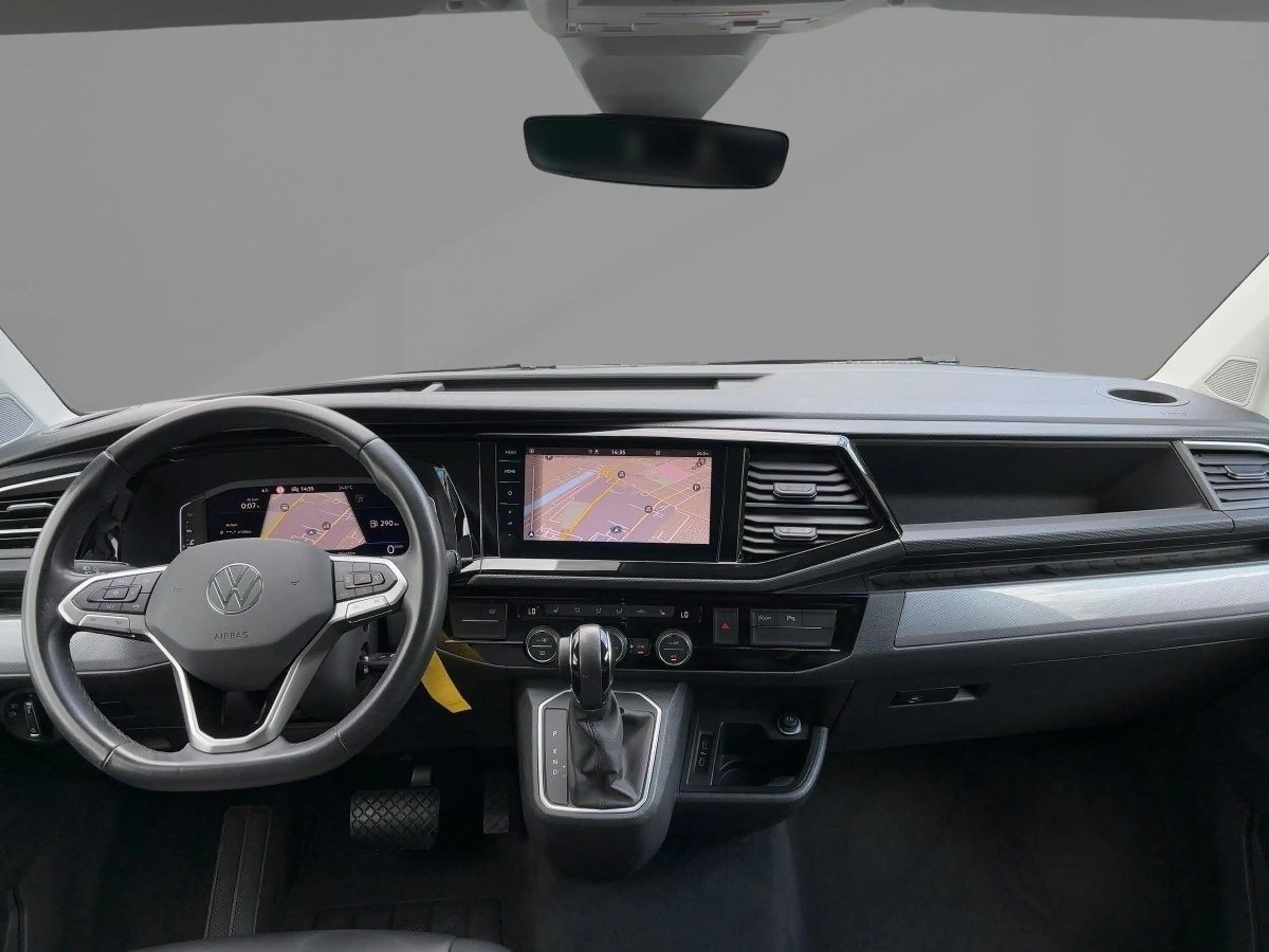 Volkswagen T6.1 Multivan Comfortline — photo 5