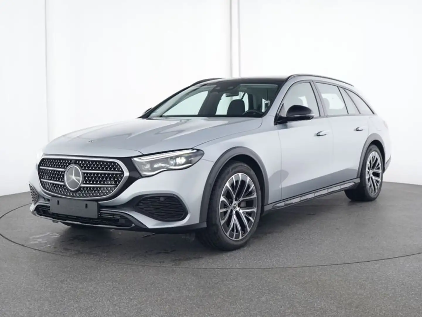 Mercedes-Benz E 300 de 4M All-Terrain NIGHT*Distr*AHK*Pano*HUD Silber - 1