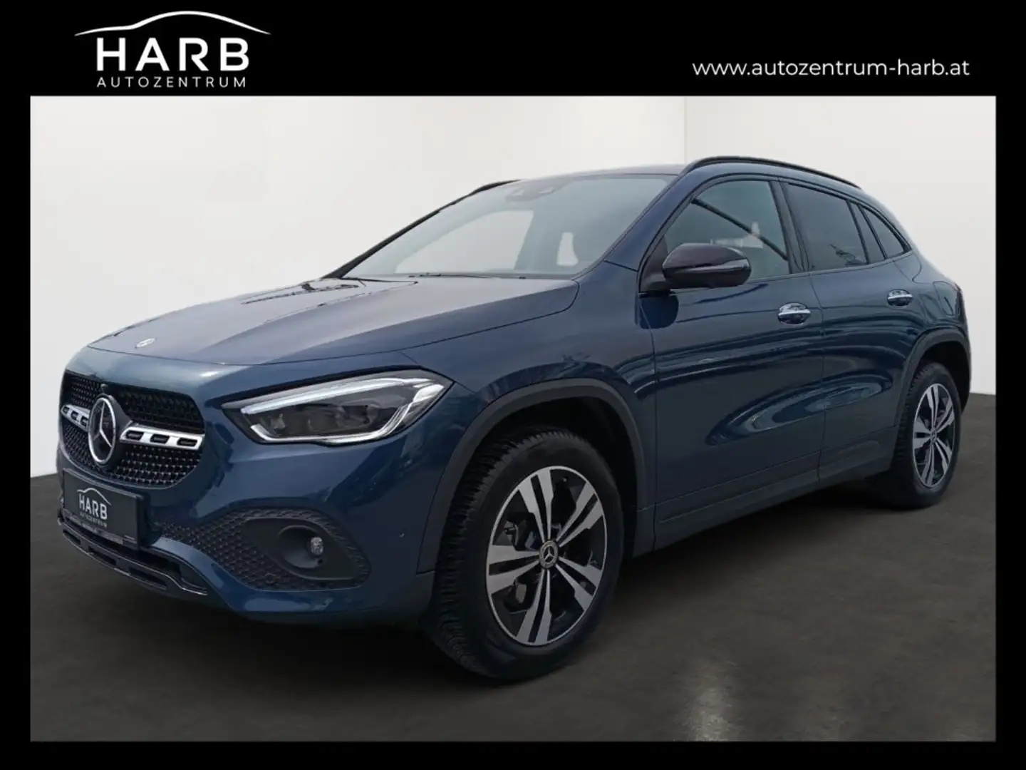 Mercedes-Benz GLA 250 e Blau - 1