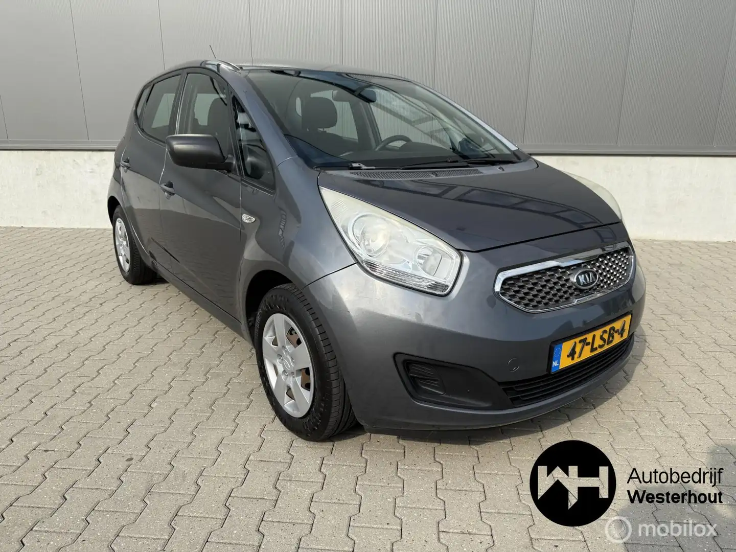 Kia Venga 1.6 CVVT X-tra AUTOMAAT dealeronderhouden Grijs - 1