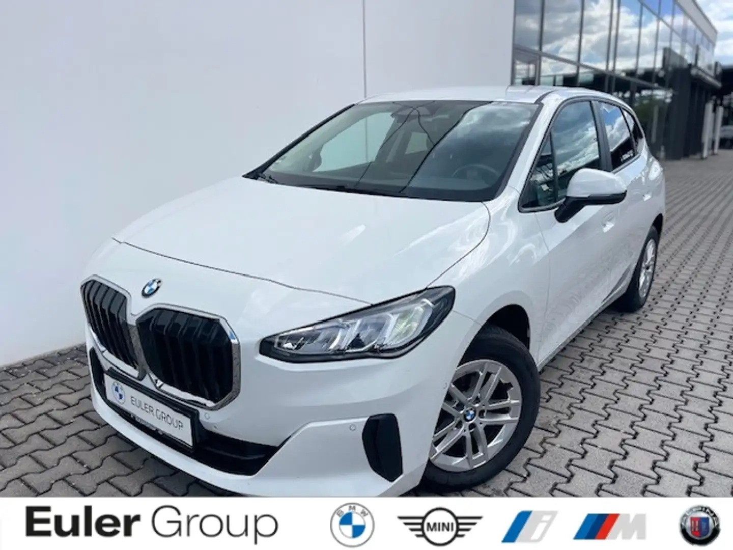 BMW 218 Active Tourer dA LMR Parkass NAV H/K WideScr Weiß - 1