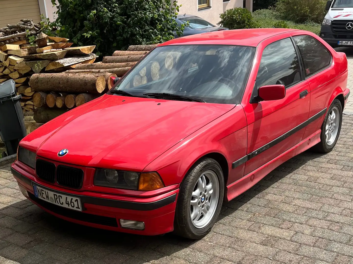 BMW 318 3er 318ti compact Rouge - 1