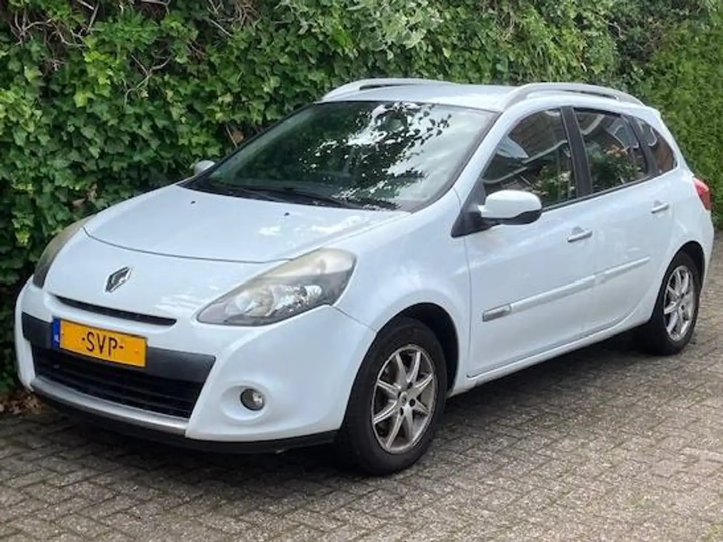Renault Clio Clio 1.2 TCE Collection LPG 2011 White - 1