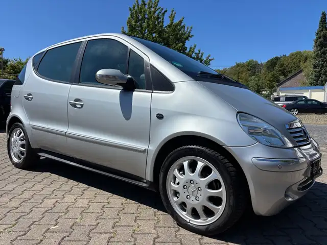 Mercedes-Benz A 190 ELEGANCE*AUTOM.*LEDER*PDC*AHK*