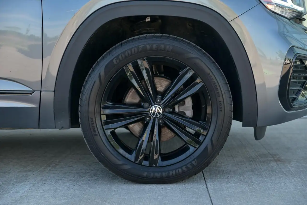 Volkswagen Atlas снимка Volkswagen Atlas