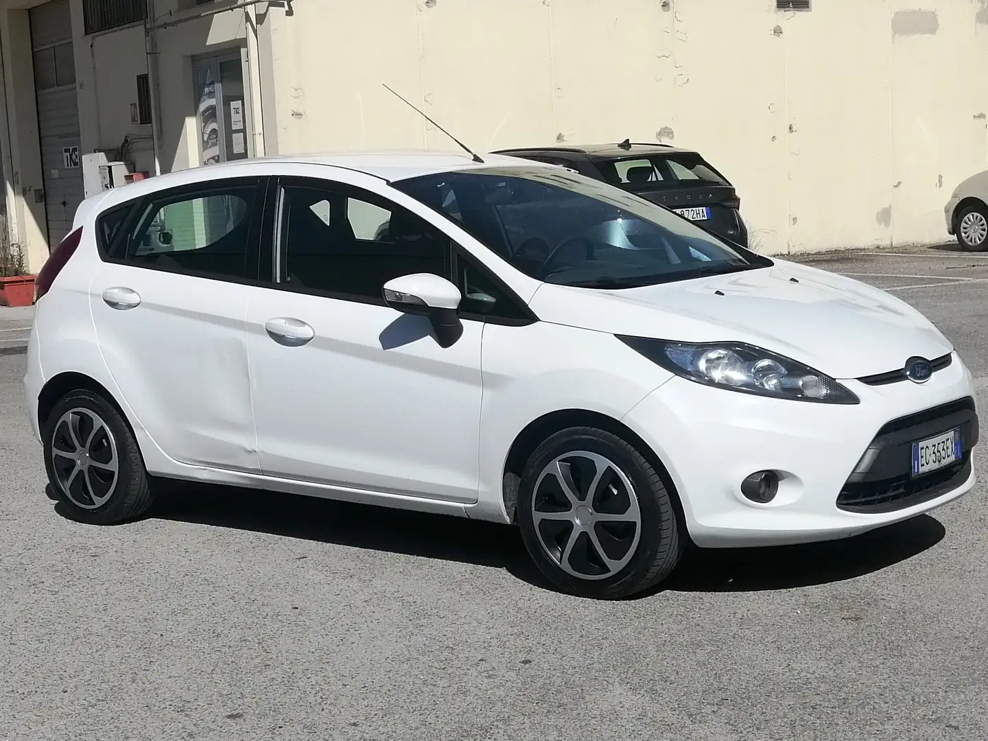 Ford Fiesta Fiesta VI 2008 5p 1.4 16v Titanium c/esp Gpl E5 Bianco - 2