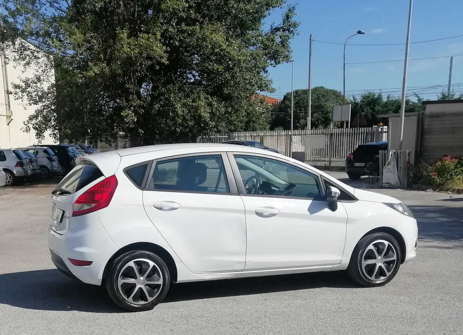 Ford Fiesta Fiesta VI 2008 5p 1.4 16v Titanium c/esp Gpl E5 Bianco - 1