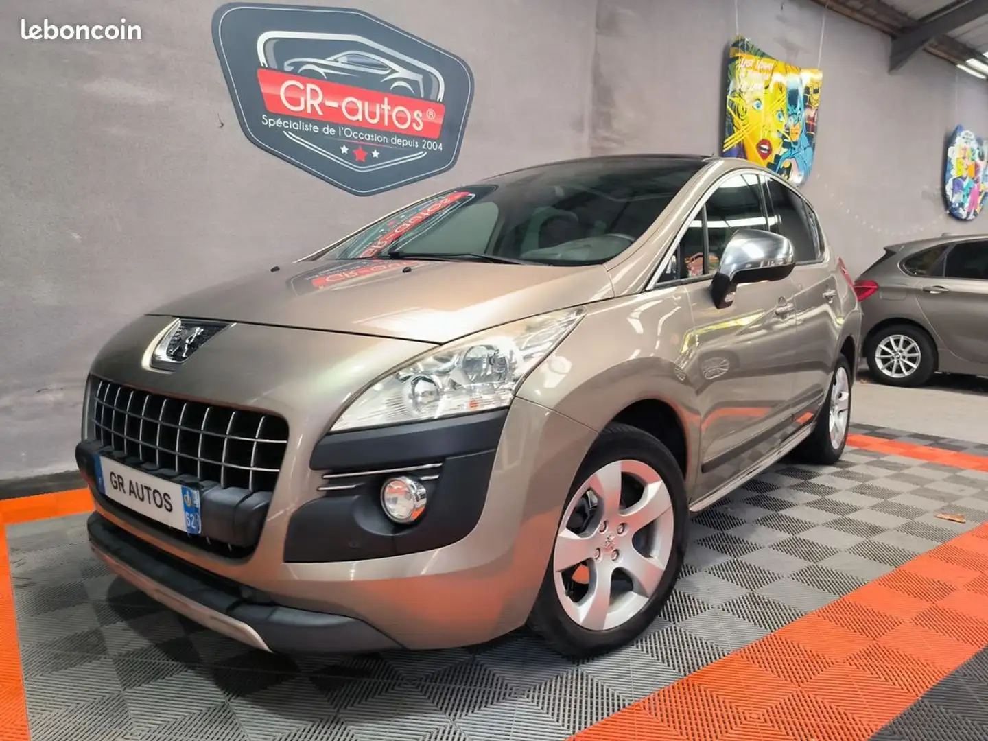 Peugeot 3008 1.6 Hdi 112cv Premium Pack 120.000kms Révisé et garanti 6 mois GPS jantes toit pano Grijs - 1