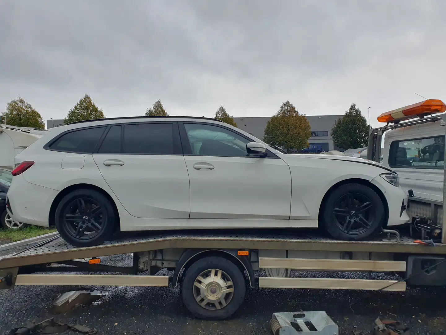 BMW 318 318 d Sport Line Weiß - 2